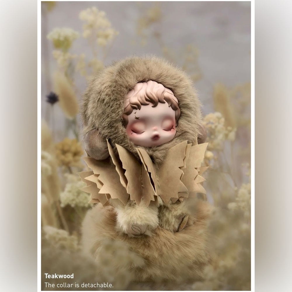 NIB POP MART SKULLPANDA L'impressionnisme Plush Pendant - Teakwood